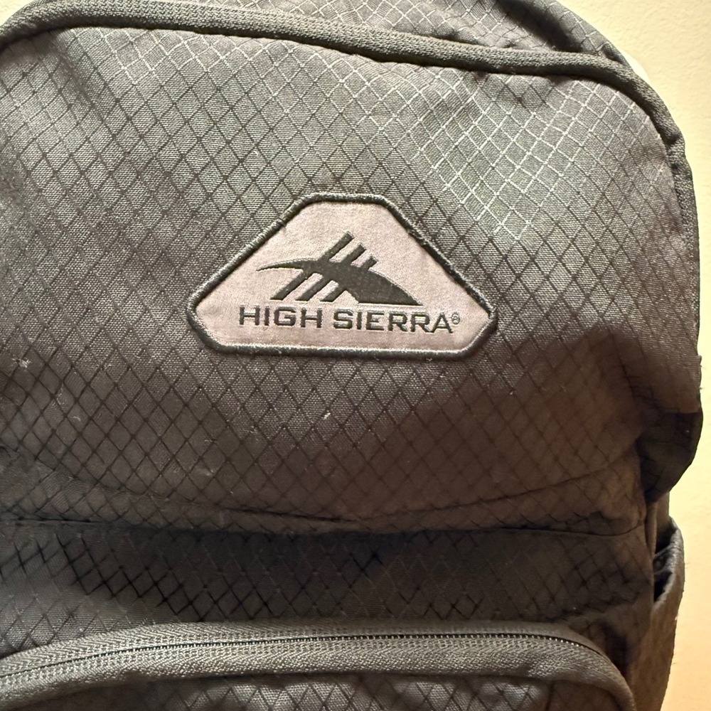 High Sierra Tech Spot Laptop Bag Multi-Pocket 17"‎ Padded Compartment Backpack - Picture 3 of 16